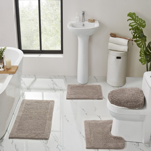 How to choose bathroom rug sets that will look perfect for your