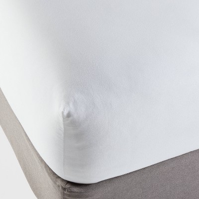 Easy Care Fitted Sheet - Room Essentials™