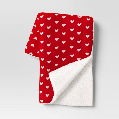 Printed Plush Hearts Throw Blanket With Faux Shearling Reverse Red