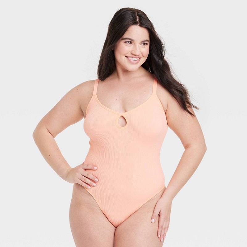 Women's Seamless Bodysuit with Keyhole - Colsie™, 4 of 12
