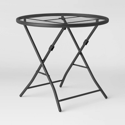 Metal mesh bistro discount table