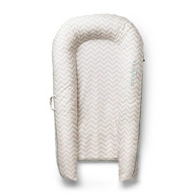 target dock a tot cover