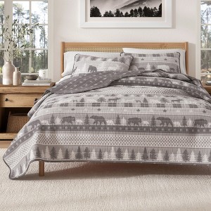 Rustic Woodland Printed Reversible Quilt Set - Great Bay Home - 1 of 4