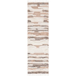 Kenya With Fringes KNY231 Handwoven Rugs - Safavieh - 1 of 4