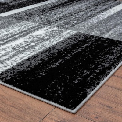 Gray Geometric 5' x 7' Stain-Resistant Synthetic Area Rug