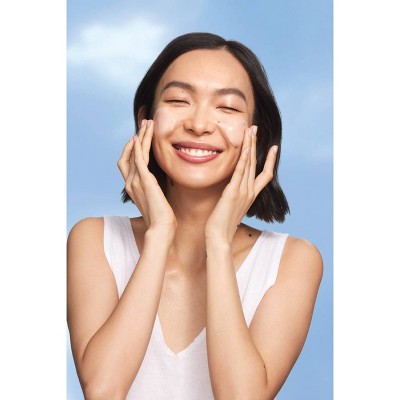 COVERGIRL Clean Fresh Skincare Weightless Water Cream - 2 fl oz