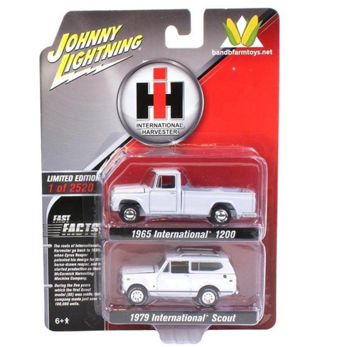 1/64 Exclusive Limited Edition International Harvester 2 Pack