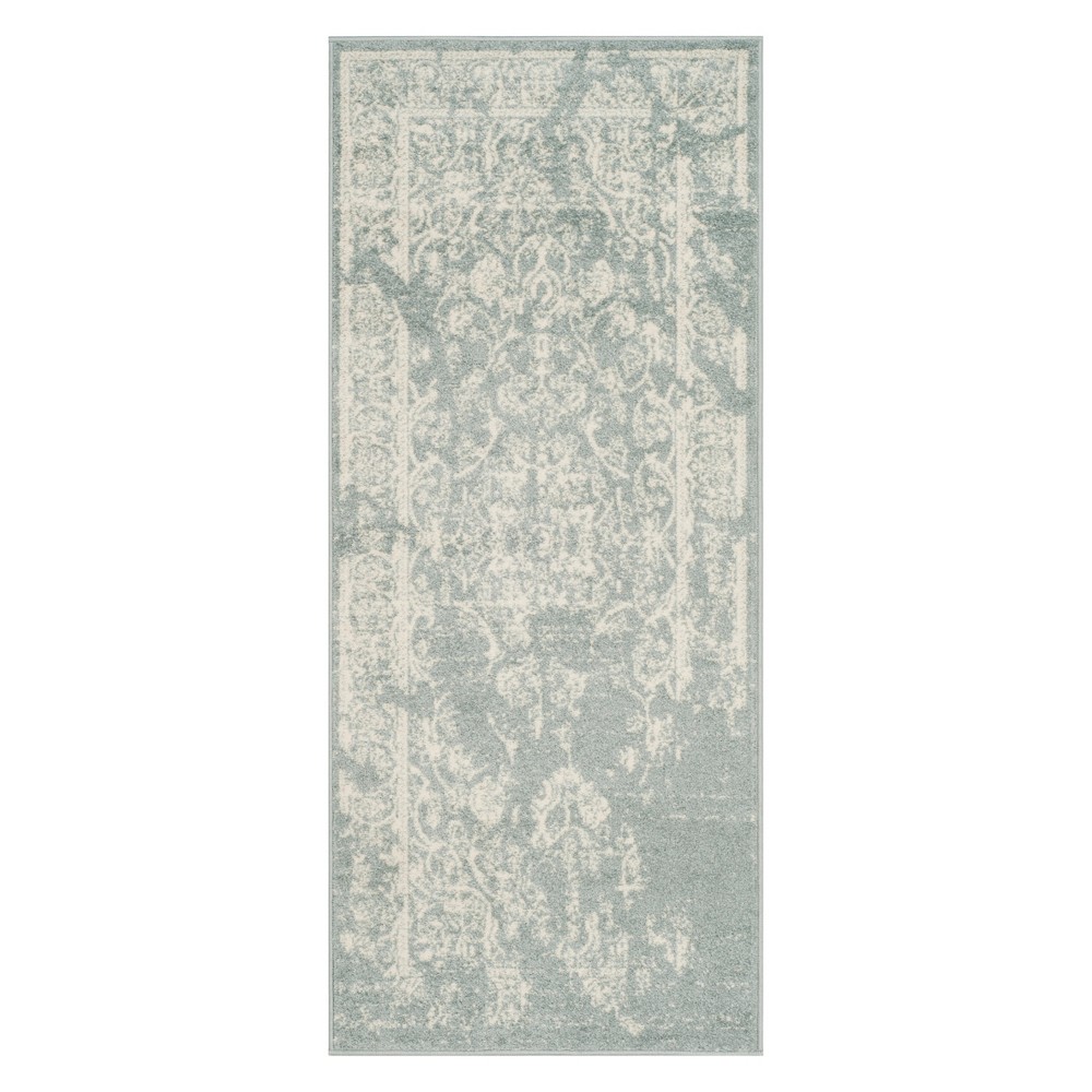 2'6inx6' Medallion Runner Slate/Ivory - Safavieh