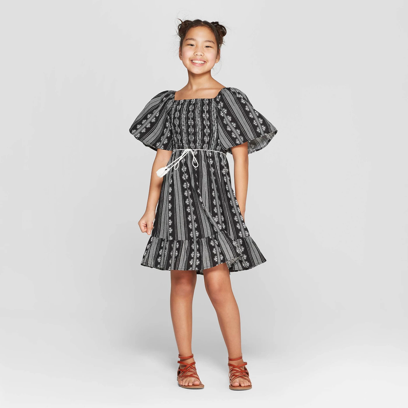 Girls' Short Sleeve Flutter Dress - art classâ¢ Black - image 1 of 3
