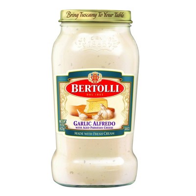 Bertolli Garlic Alfredo Sauce with Aged Parmesan Cheese - 15oz