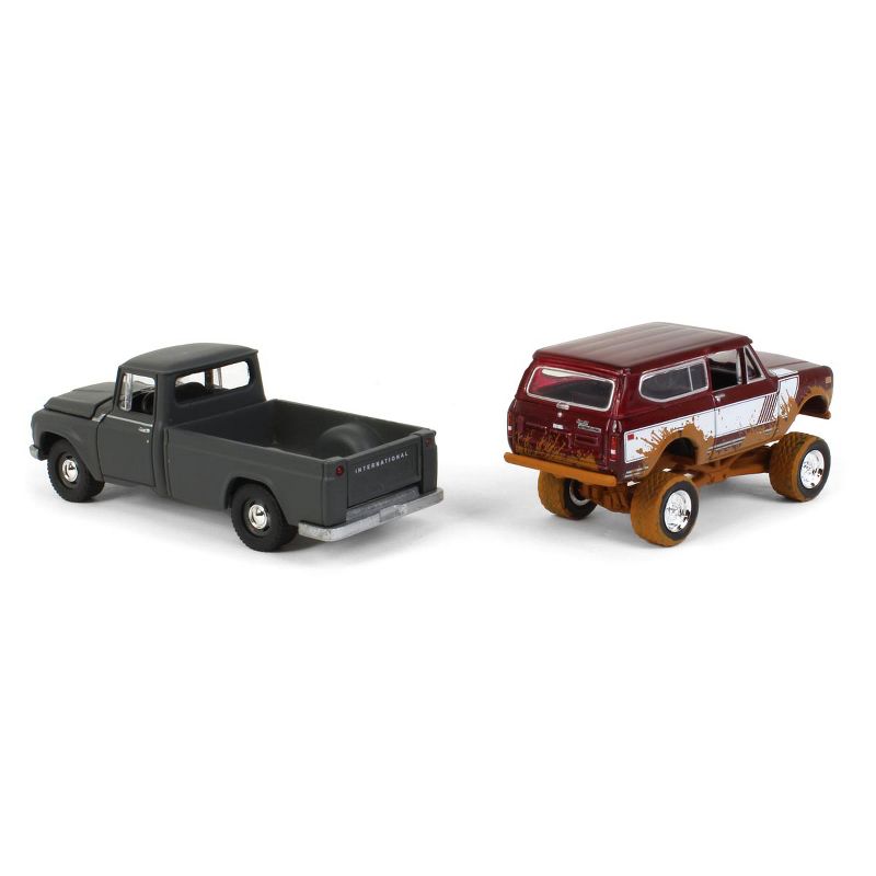 Johnny Lightning 1/64 Limited Edition International Harvester 2 Pack, 1965 Model 1200 and 1979 Scout Muddy Version JLCP7353, 3 of 7