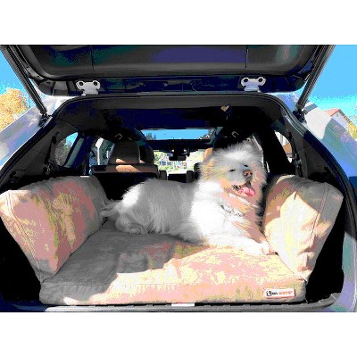Backseat Barker: SUV Edition