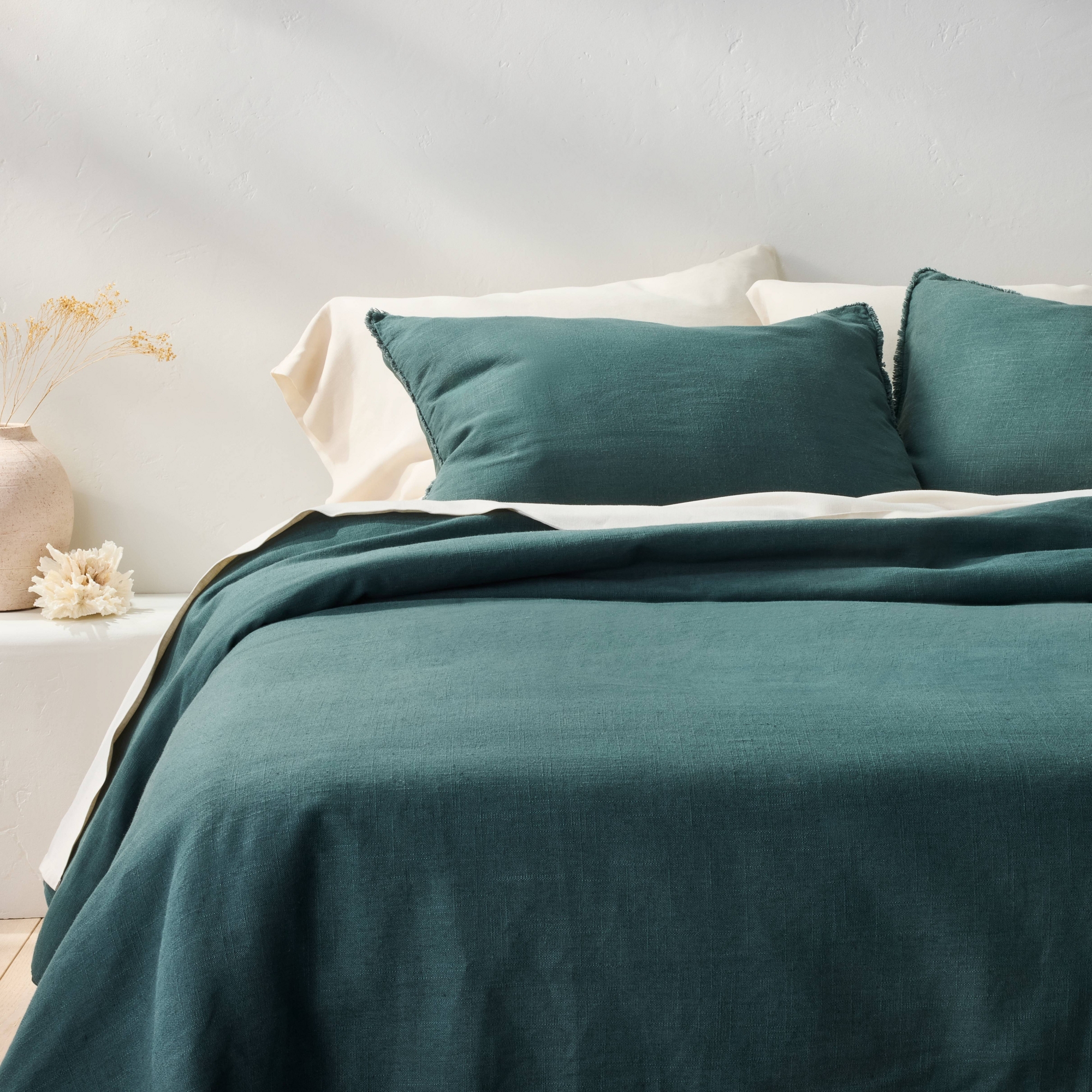 King/California King Heavyweight Linen Blend Comforter & Sham Set Dark Teal Blue - Casaluna™