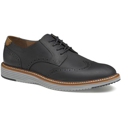 Johnston & Murphy Men's Hodges Wingtip  Shoe