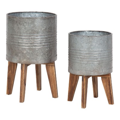 Kate and Laurel Gavri Round Metal Tabletop Planter, 2 Piece, Silver
