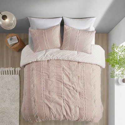 Blush pink bed discount throw