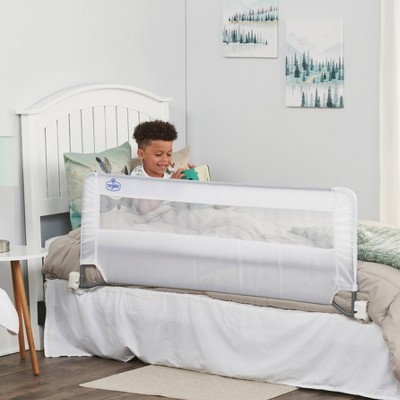 Regalo Extra-Long Swing Down Bed Rail in White