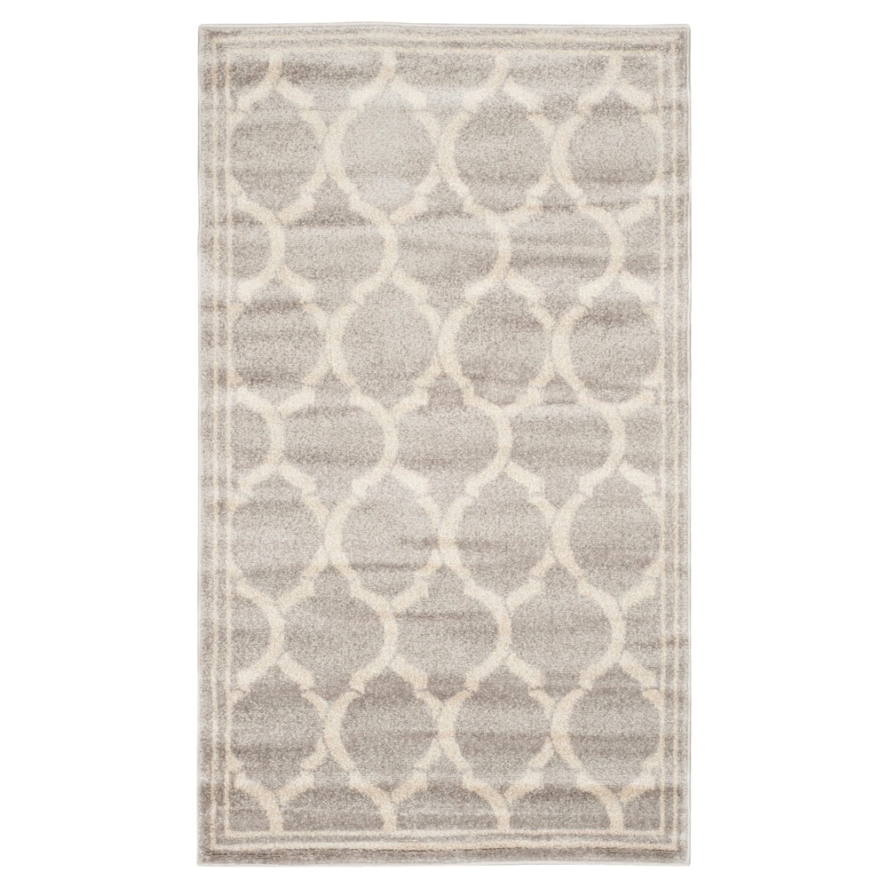 Light Gray/Ivory Geometric Loomed Accent Rug 3'x5' - Safavieh