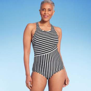 Lands' End Women's Plus Size DD-Cup SlenderSuit Tummy Control Chlorine  Resistant Wrap One Piece Swimsuit