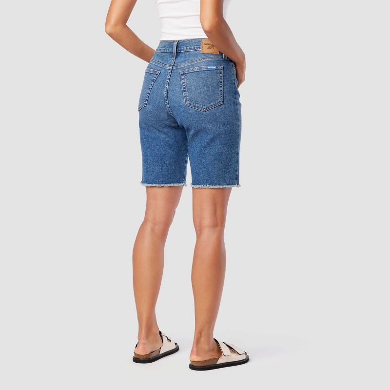 DENIZEN® from Levi's® Women's Vintage High-Rise 9" Shorts, 2 of 4