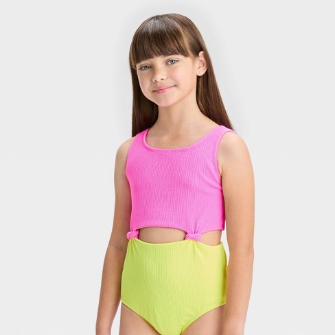 Girls' Solid One Piece Swimsuit - art class™ Pink M