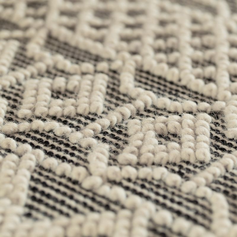 DEERLUX Handwoven Black and White Textured Wool Flatweave Kilim Rug, 5 of 8