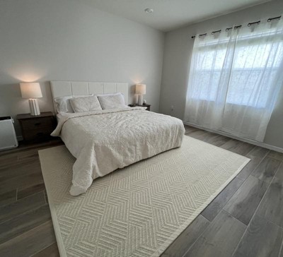 Guest review image 1 of 2, zoom in