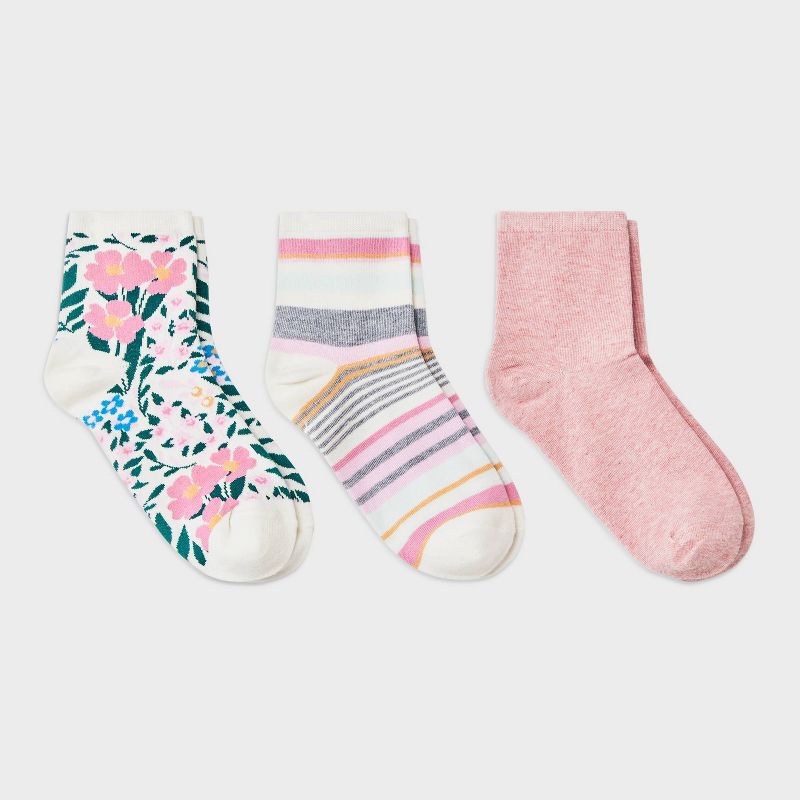 Women&#39;s 3pk Bright Floral Print Ankle Socks - A New Day&#8482; Ivory/Pink/Green 4-10, 1 of 5