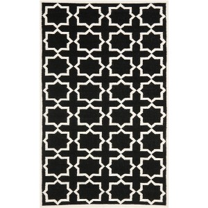 Dhurries DHU549 Hand Woven Indoor Rugs - Safavieh - 1 of 4