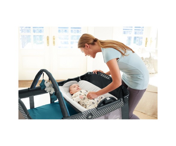 Graco reversible napper and changer store lx quincy