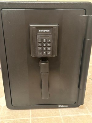 Guest review image 1 of 2, zoom in
