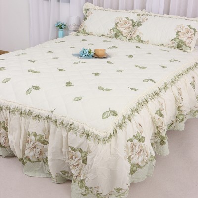 Green Leaves 3-Piece Comforter Set, Includes 1 Soft Lightweight Comforter and 2 Matching Pillowcases, Botanical Bedding