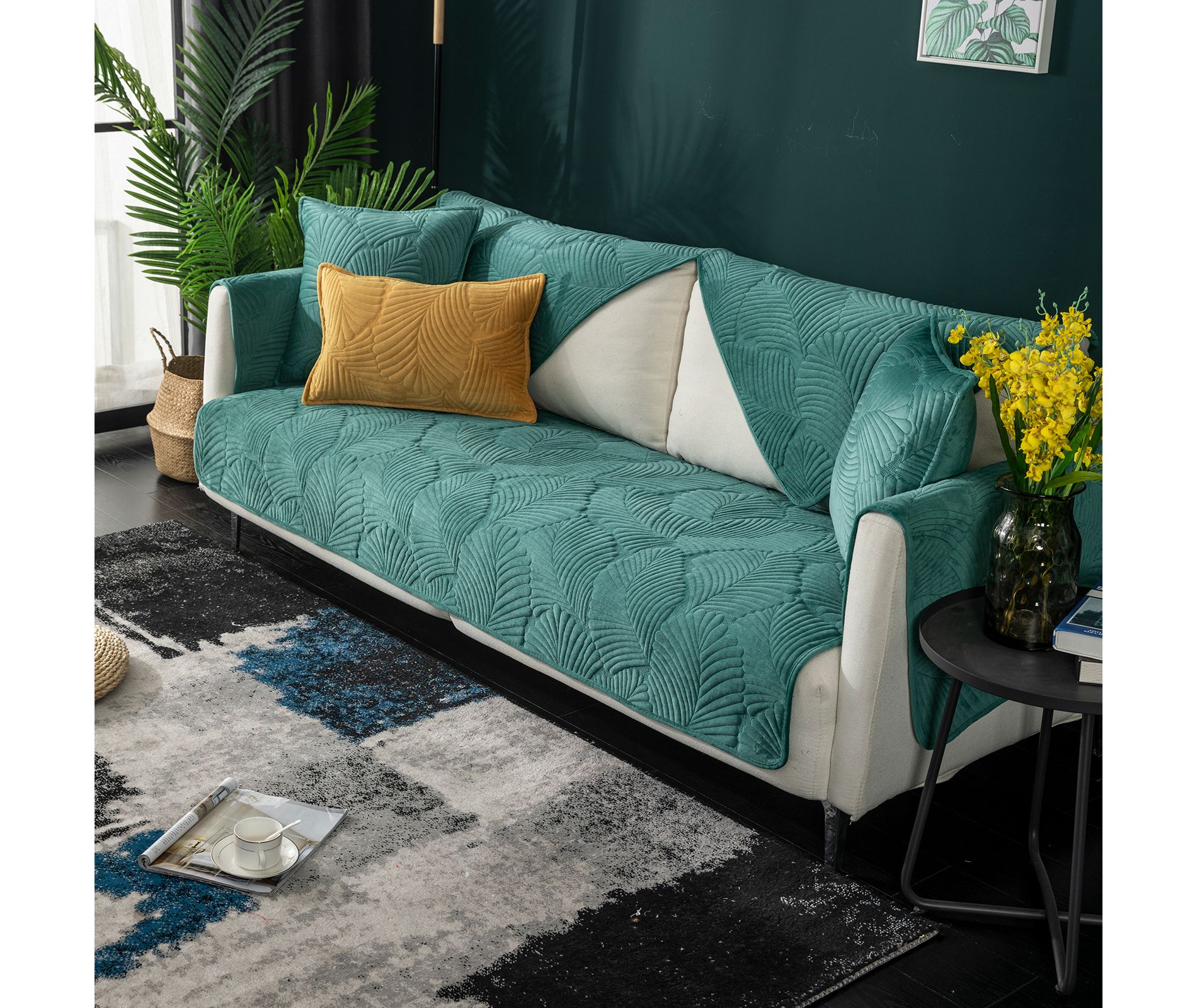 Bekrvio Pet-Proof Velvet Sofa Cover, Non-Slip Washable Sectional Couch Protector for Dogs & Cats, Leaf Pattern Fuzzy Slipcover, 35.4"x63" Green