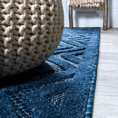 Navy Vintage Geometric 5' Square Synthetic Indoor/Outdoor Rug