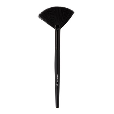 e.l.f. Fan Brush