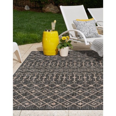 Charcoal Gray Trellis Rectangular 4' x 6' Washable Outdoor Rug