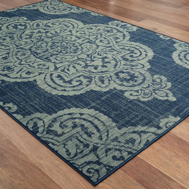 Madeline Overscale Medallion Patio Rug, 4 of 5