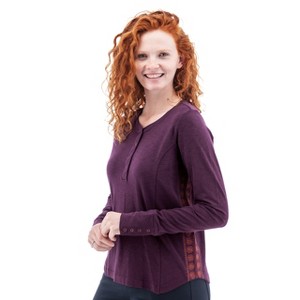 Aventura Clothing Women's Mandy Embroidered Henley - 1 of 4