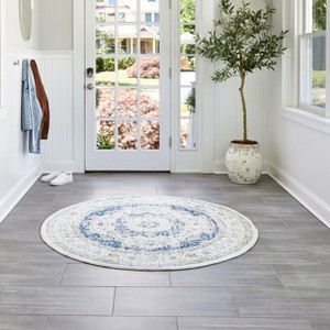 Nuloom Verona Vintage Persian Indoor Area Rug - 1 of 4
