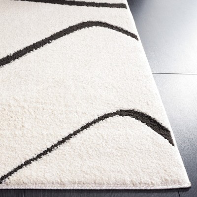 Melody 6'7" Square Black and Ivory Geometric Area Rug