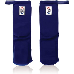 Fairtex SPE1 Fabric Kickboxing MMA Muay Thai Padded Shinguards - 1 of 3