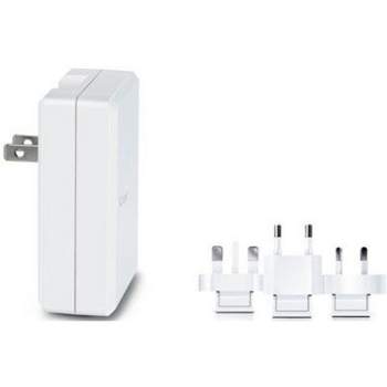 iLuv Universal World Travel Adapter Plug Set in White