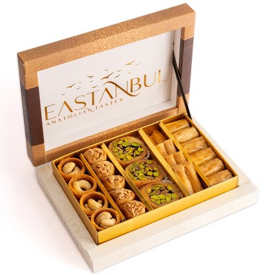 Eastanbul Baklava, Baklava Pastry, Pistachio Gift Box, Middle Eastern Sweets, Premium Gourmet Desserts, 8.8oz (250gr)