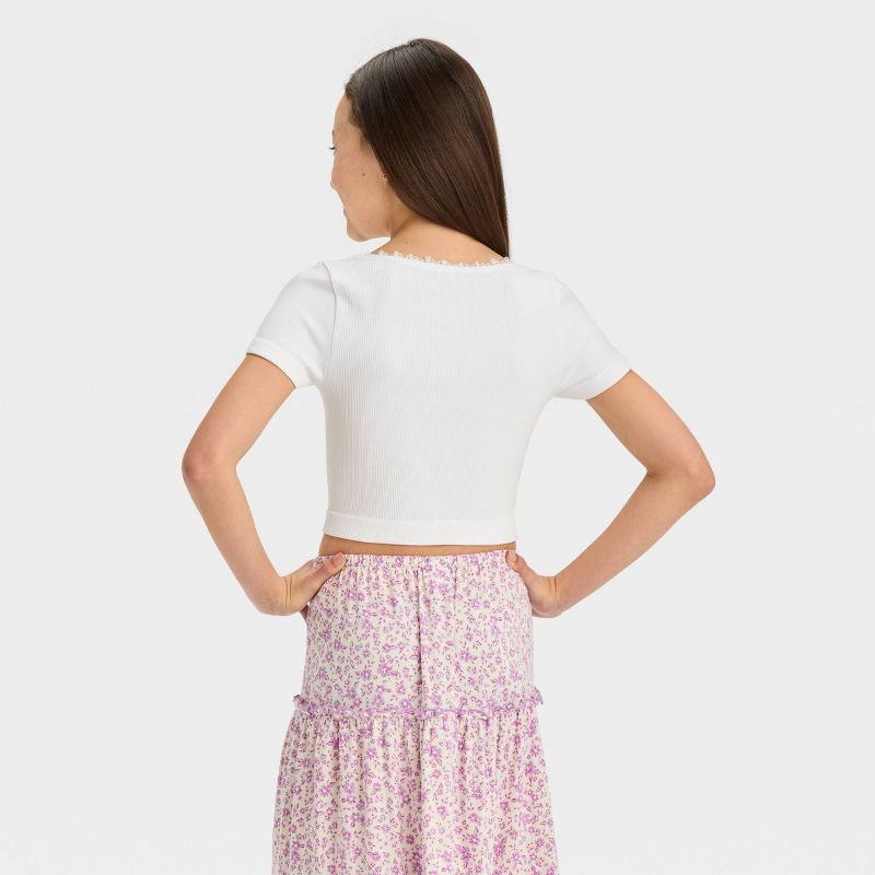 Girls' Short Sleeve Lace Trim Seamless T-Shirt - art class™, 3 of 5