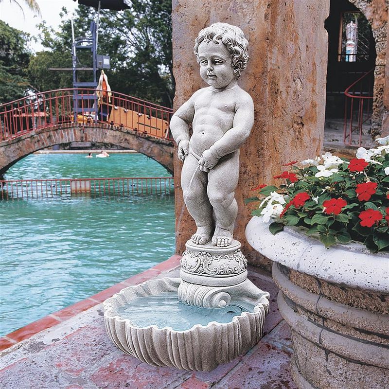 Design Toscano The Peeing Boy of Brussels Sculptural Fountain, 1 of 8