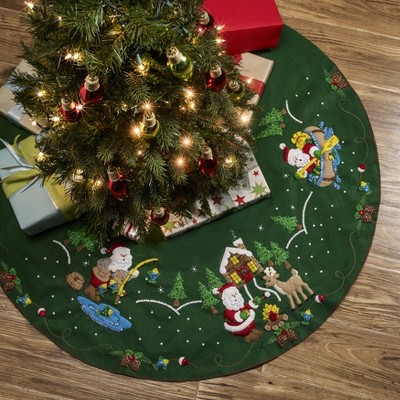 Lodge Santa Green Felt Christmas Tree Skirt Kit