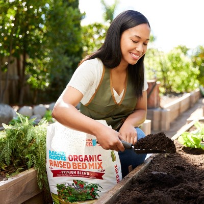 Back to the Roots 25.7qt Organic Raised Bed Mix Premium Blend For Growing Edible Plants