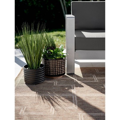 Hampton Natural Brown Geometric Indoor/Outdoor Area Rug 5' x 7'