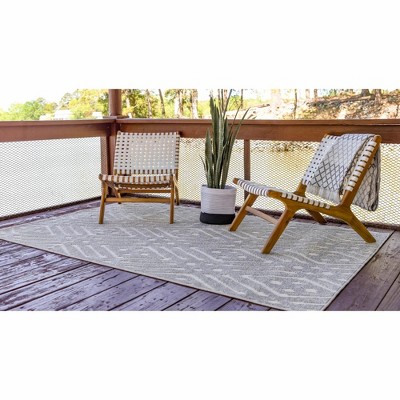 Sabrina Soto Geo-Gray Easy-Care 8' x 10' Outdoor Area Rug