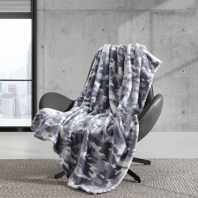 Kenneth Cole Reaction Blend Out Throw Blanket Ultra Soft Plush Fleece Grey 50" X 70", 4 of 10